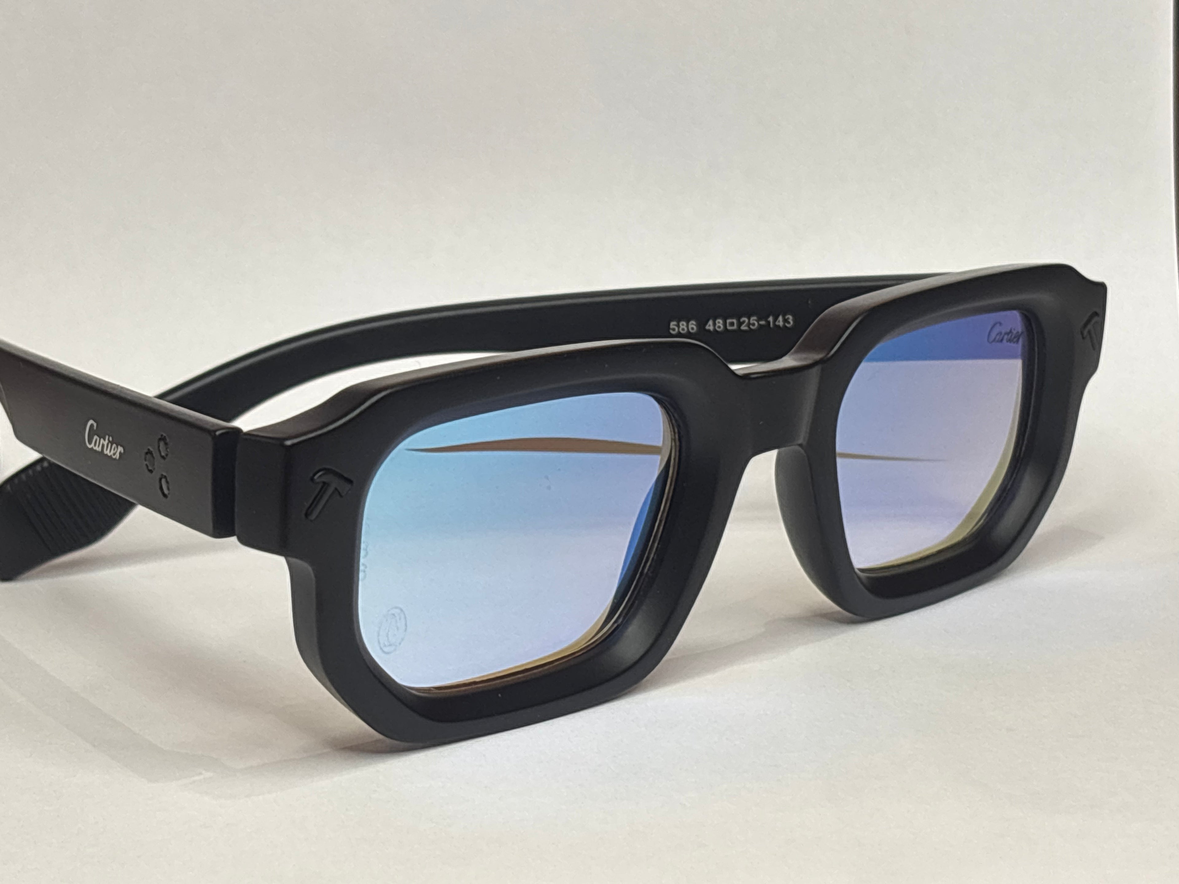 Lunettes de soleil effet miroir — Cadre noir mat