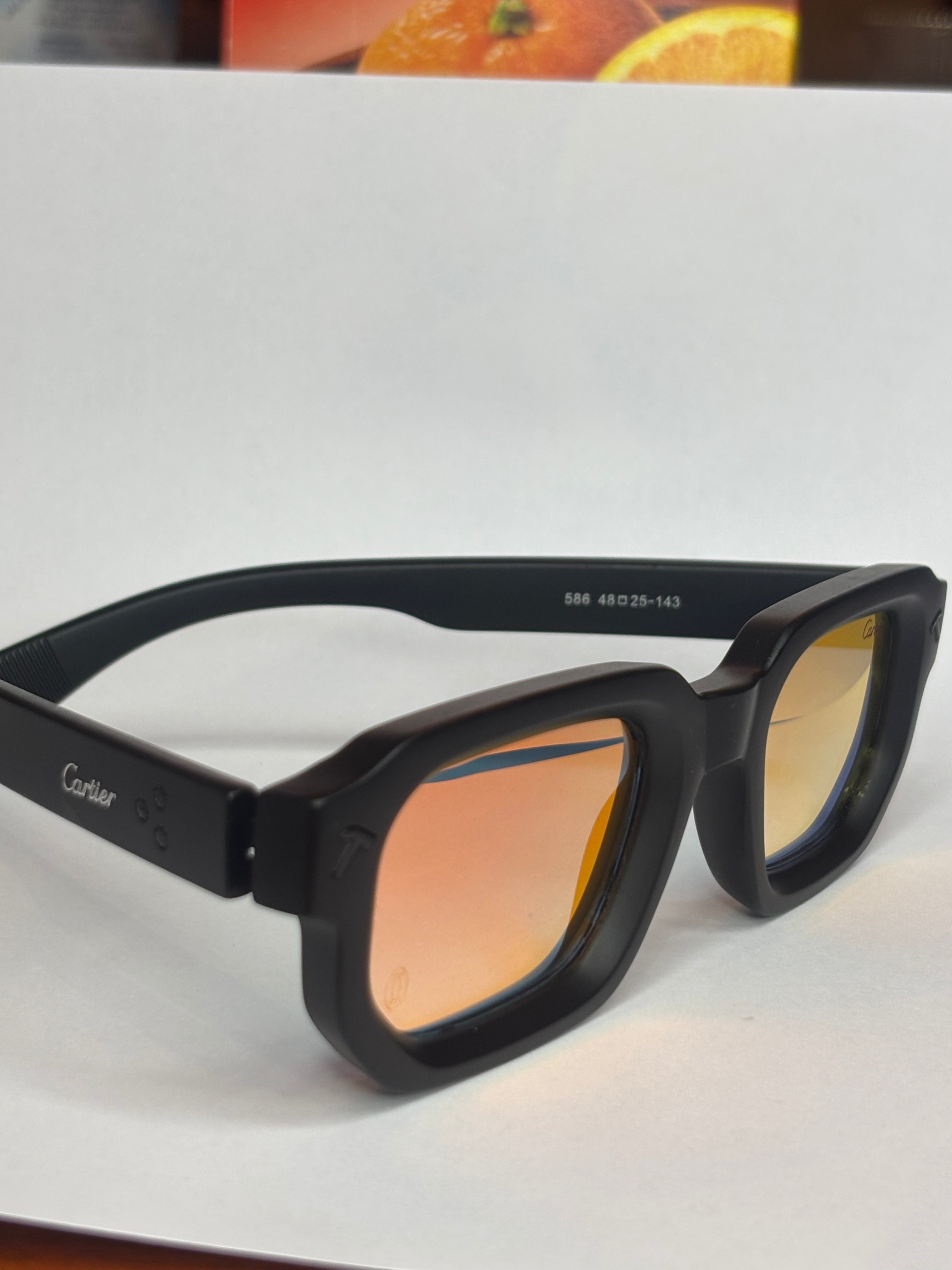 Lunettes de soleil effet miroir — Cadre noir mat